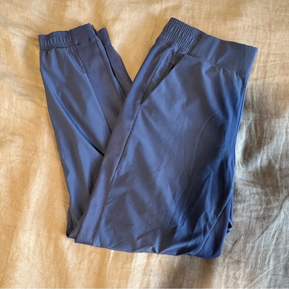 Athleta Brookly Jogger // 8